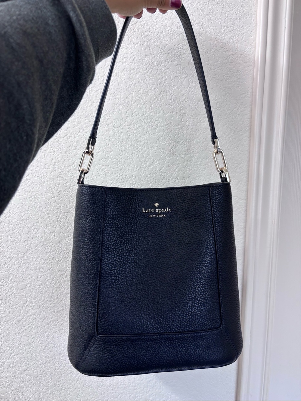 NWOT Kate Spade Lena Bucket Bag in Pebbled Leather with Gold Hardware